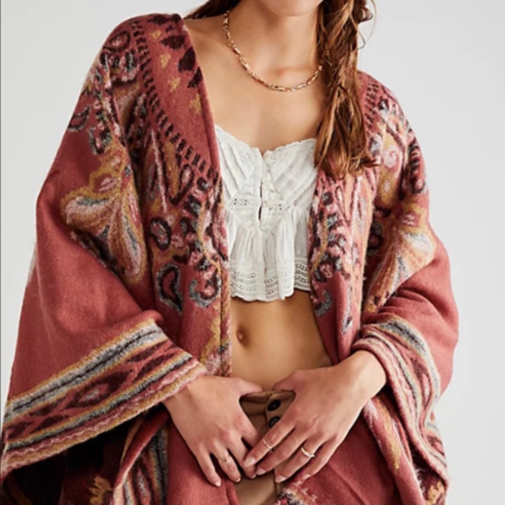 RARE EXC • Free People Valley View Cozy Poncho in Rust •